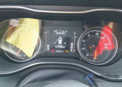 2019 Jeep Cherokee Latitude Plus 4X4 из США, поврежденный, VIN 1C4PJMLB6KD355069